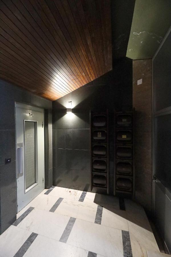 Flh Porto Spacious Apartment With Balcony 외부 사진
