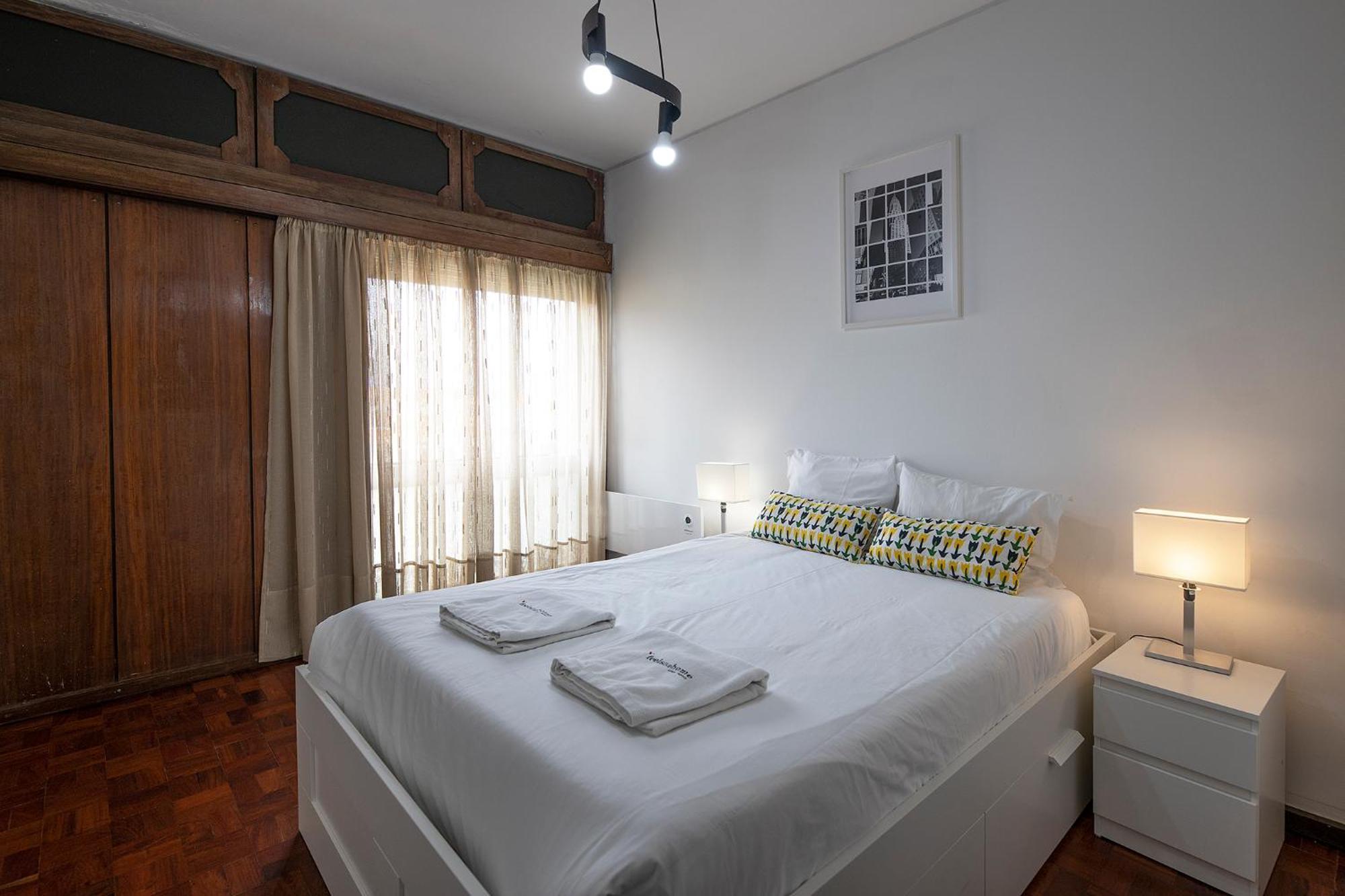 Flh Porto Spacious Apartment With Balcony 외부 사진